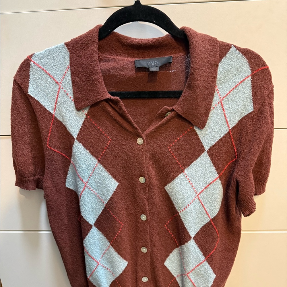 Zara Rust Brown Polo-Style Argyle Button Front Top